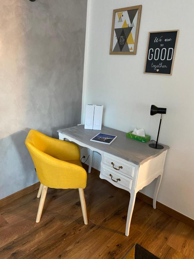 Appartement Cosy Et Moderne, Proche Cite Des Papes Avignon Exterior photo
